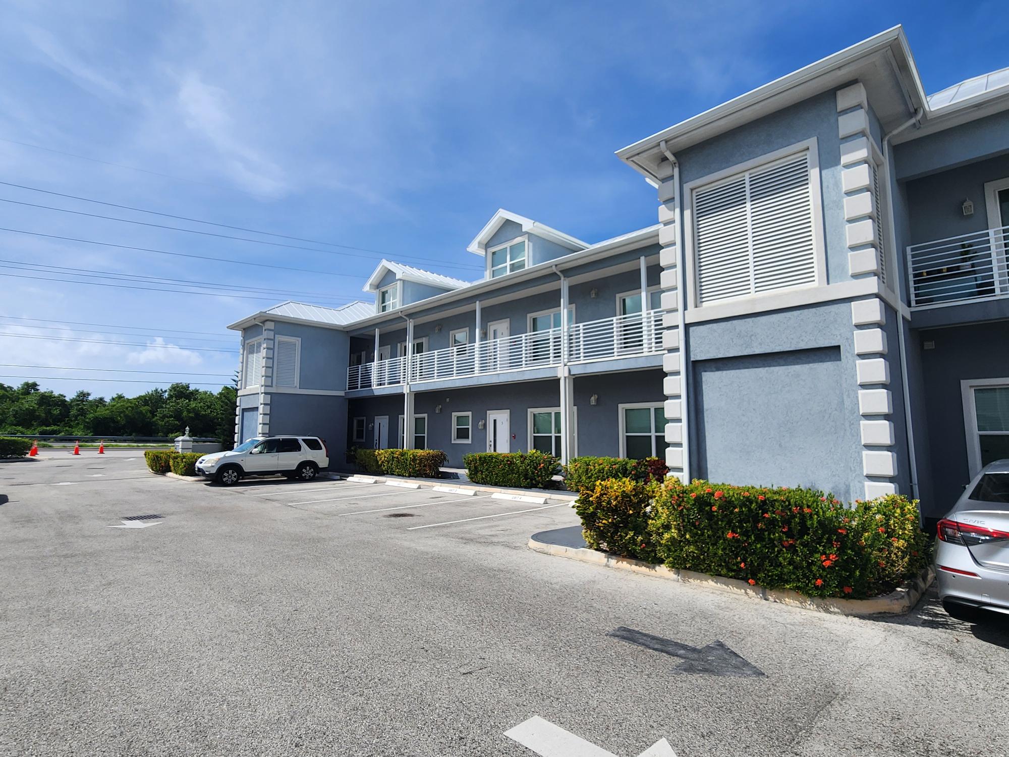 ROYAL PINES 3 BEDROOM