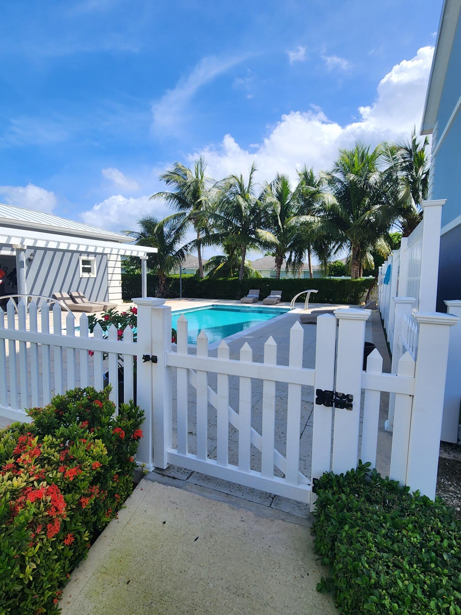 ROYAL PINES 3 BEDROOM