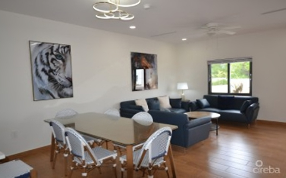 RAVEN MANOR APARTMENT 9