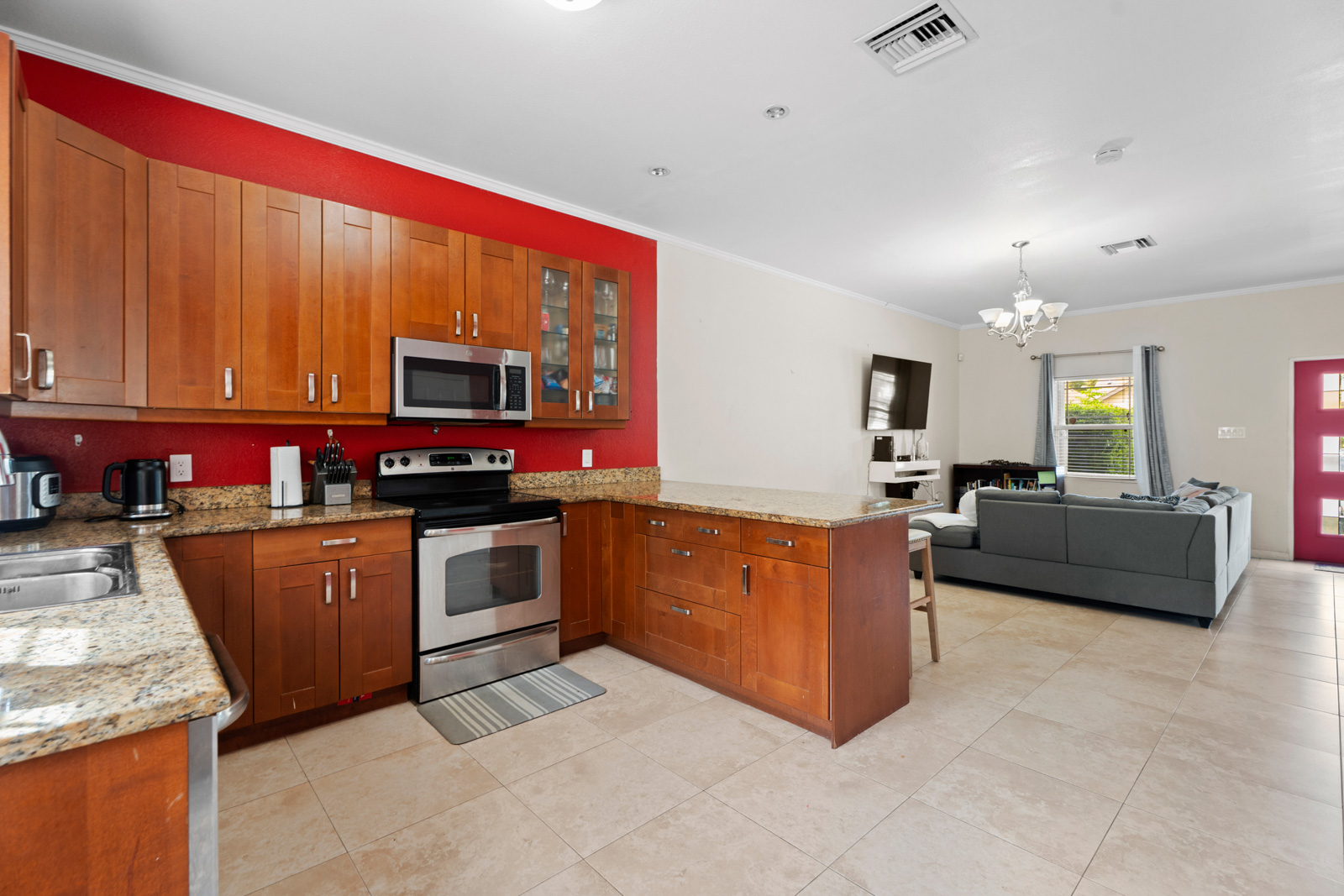 PINEAPPLE WAY 19A, BODDEN TOWN HOME
