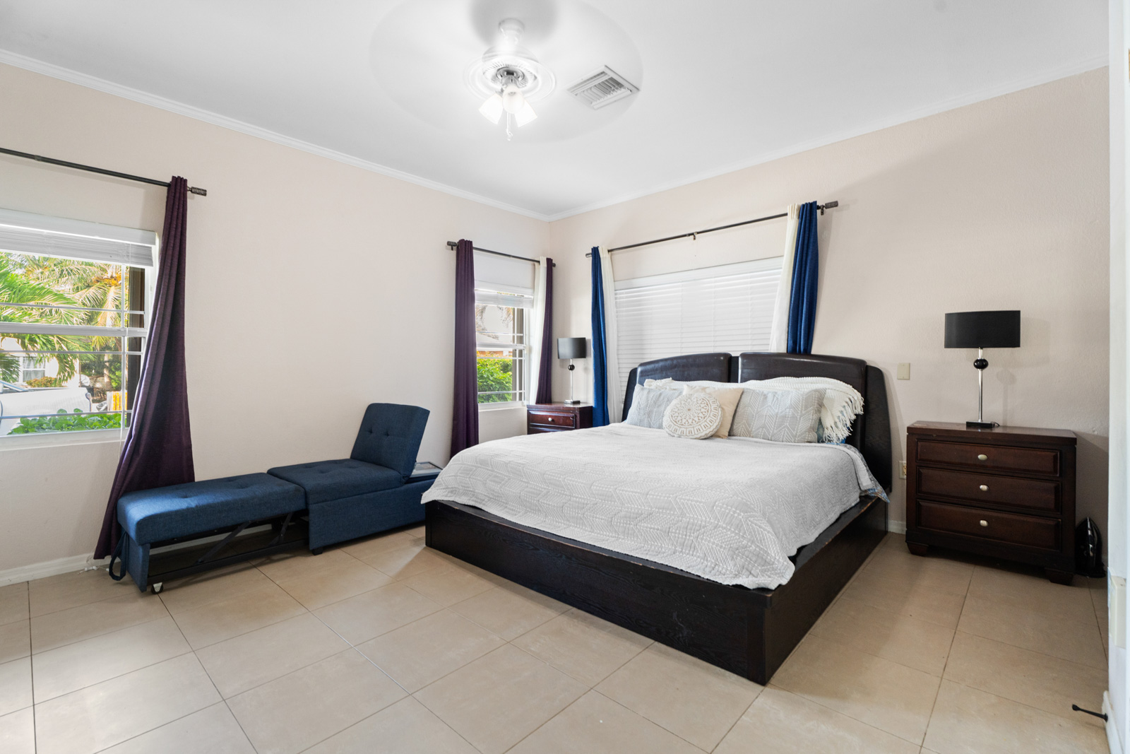 PINEAPPLE WAY 19A, BODDEN TOWN HOME