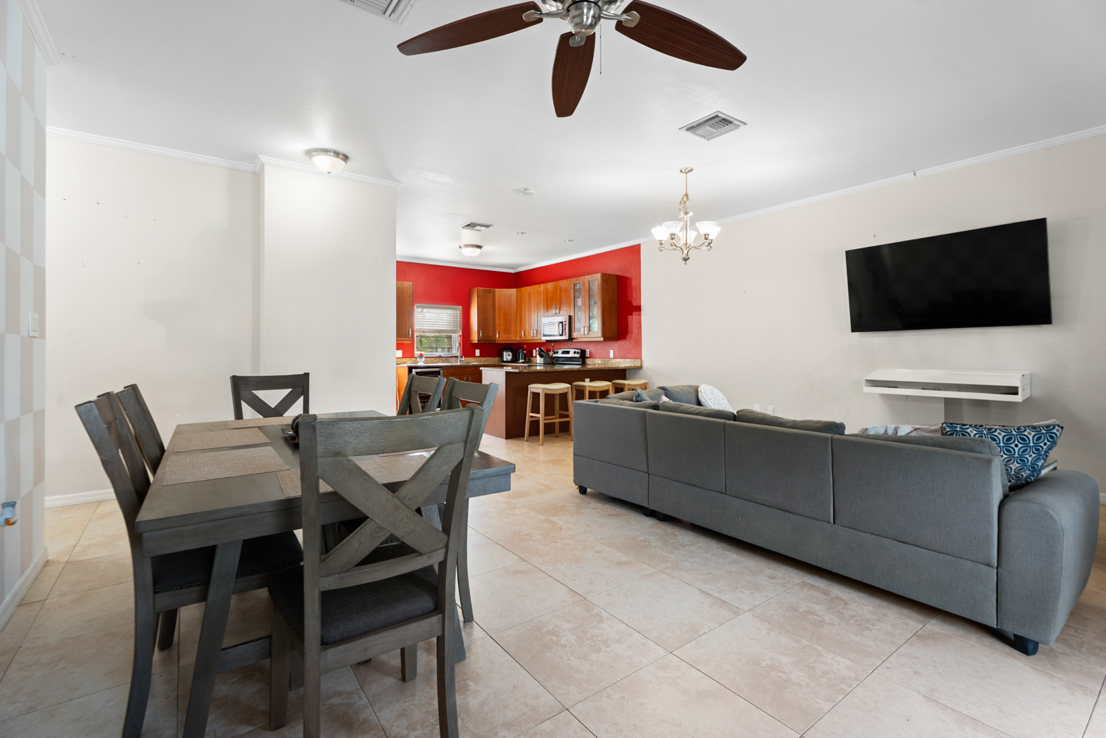 PINEAPPLE WAY 19A, BODDEN TOWN HOME