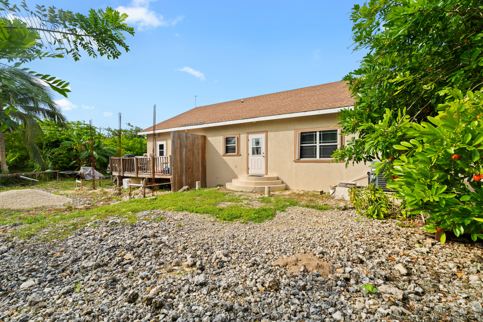 PINEAPPLE WAY 19A, BODDEN TOWN HOME