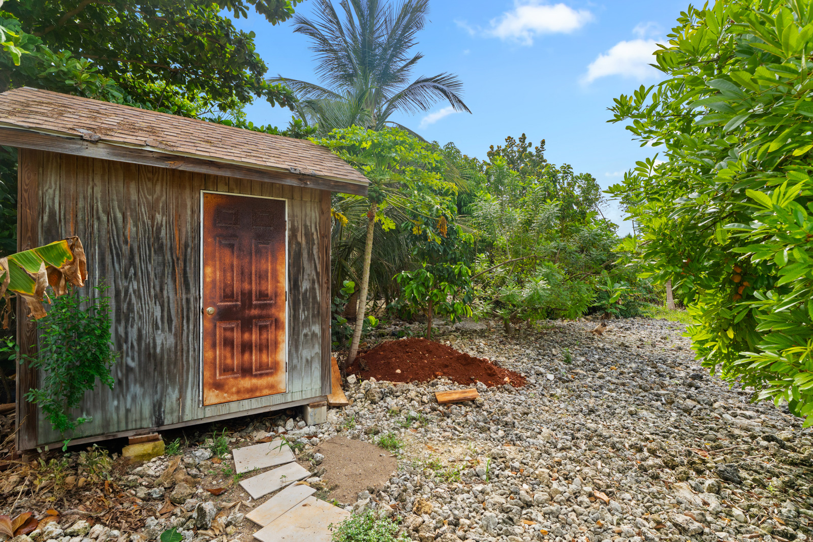 PINEAPPLE WAY 19A, BODDEN TOWN HOME