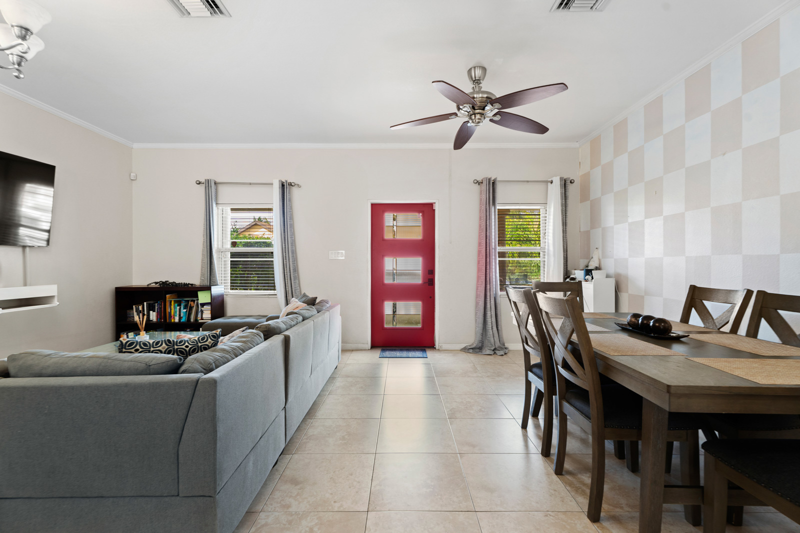 PINEAPPLE WAY 19A, BODDEN TOWN HOME